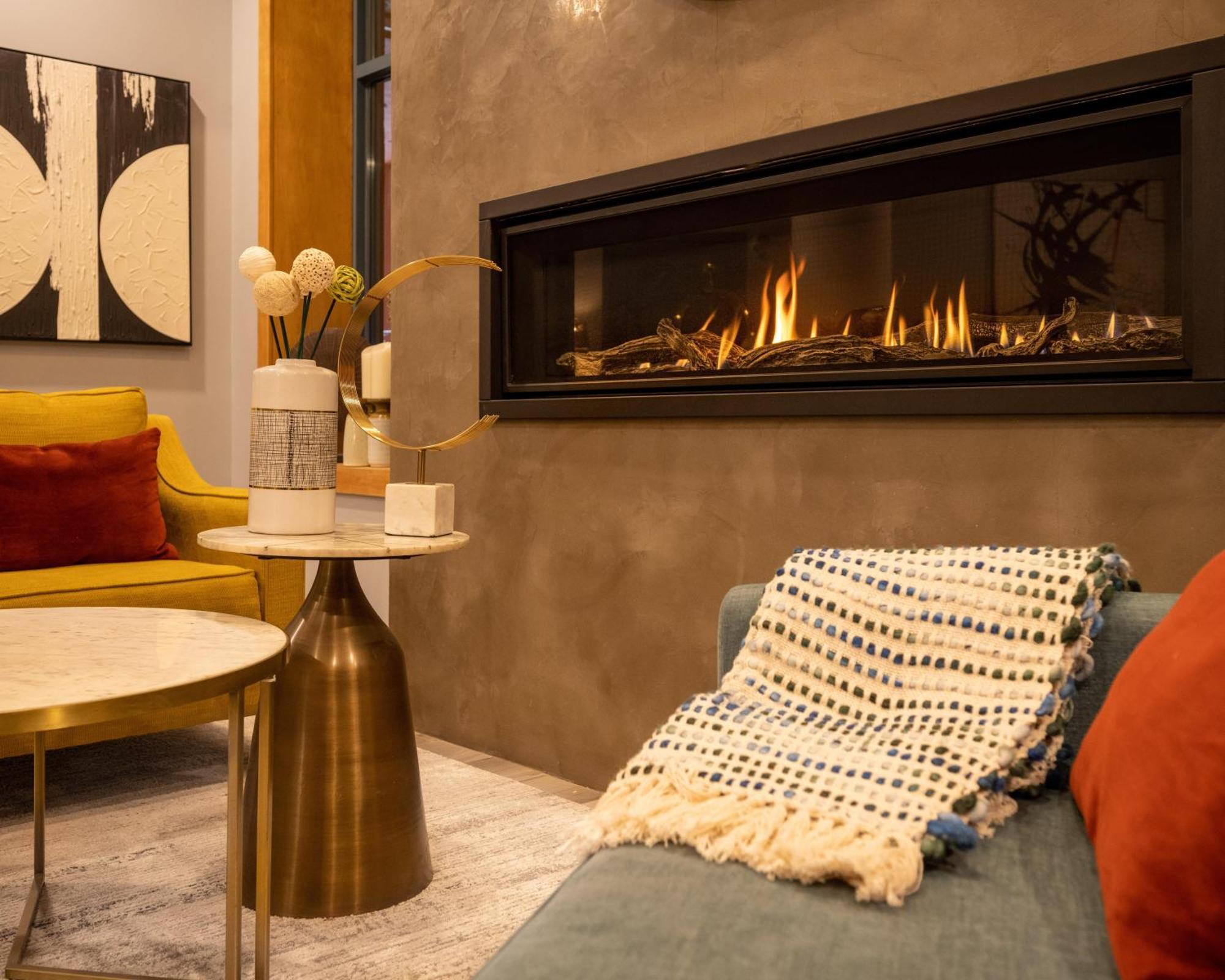 Alpenglow Lodge Family & Work Retreat By Mva Whistler Eksteriør bilde