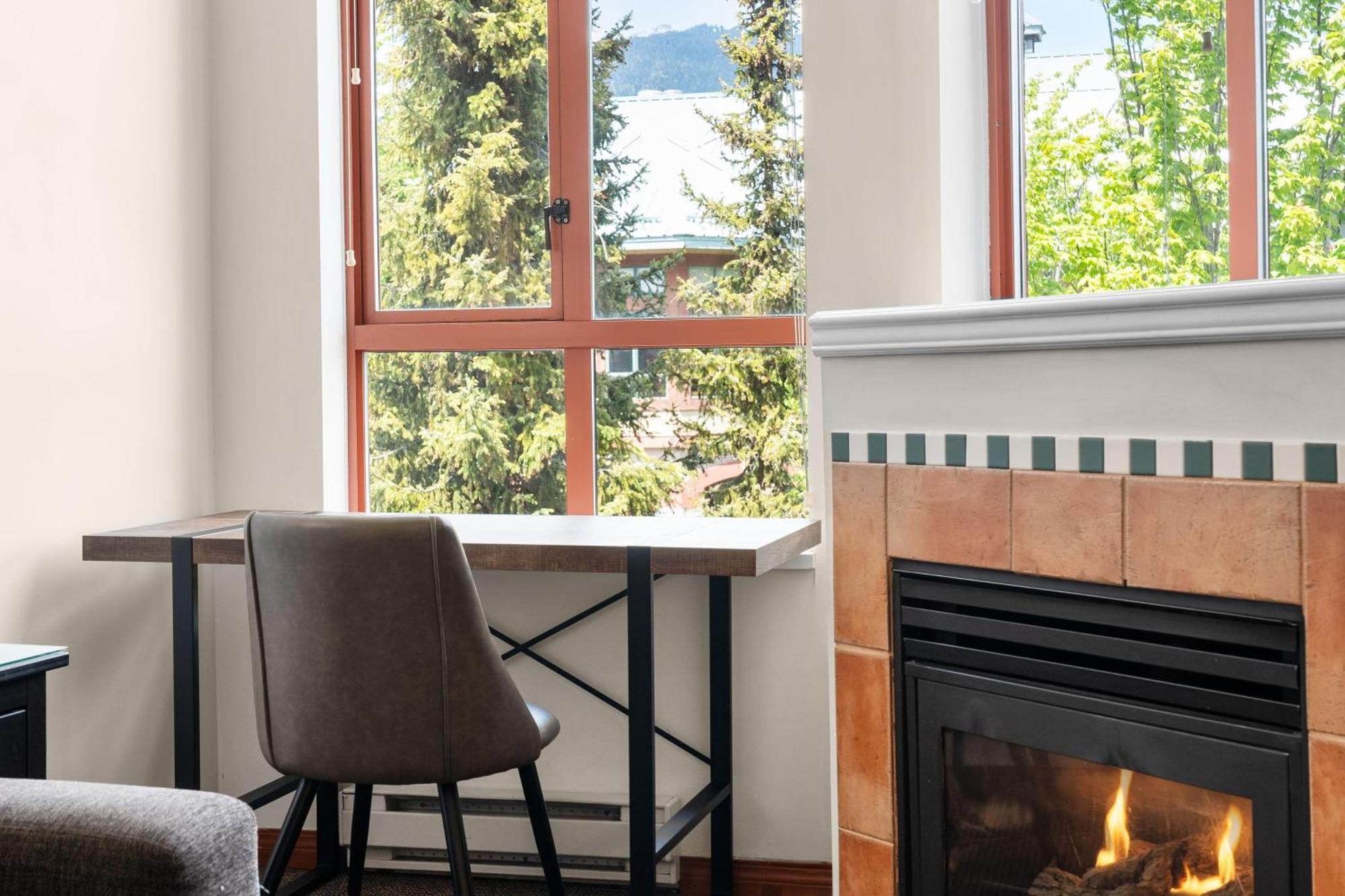 Alpenglow Lodge Family & Work Retreat By Mva Whistler Eksteriør bilde