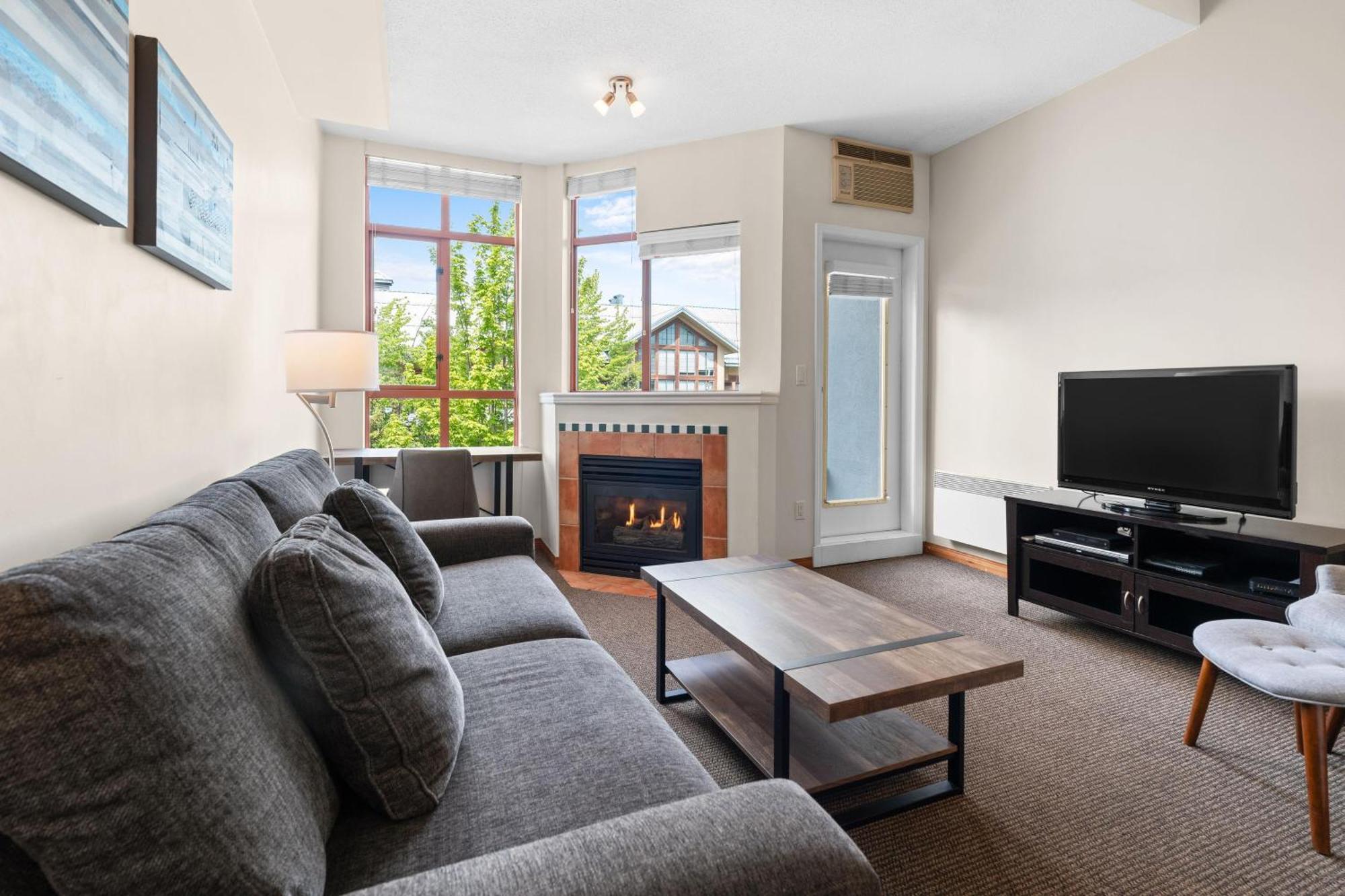 Alpenglow Lodge Family & Work Retreat By Mva Whistler Eksteriør bilde