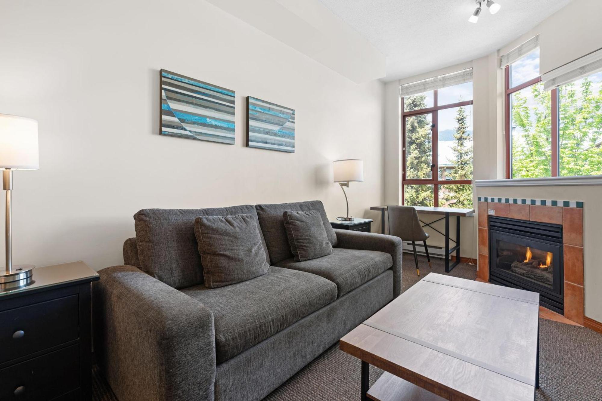 Alpenglow Lodge Family & Work Retreat By Mva Whistler Eksteriør bilde